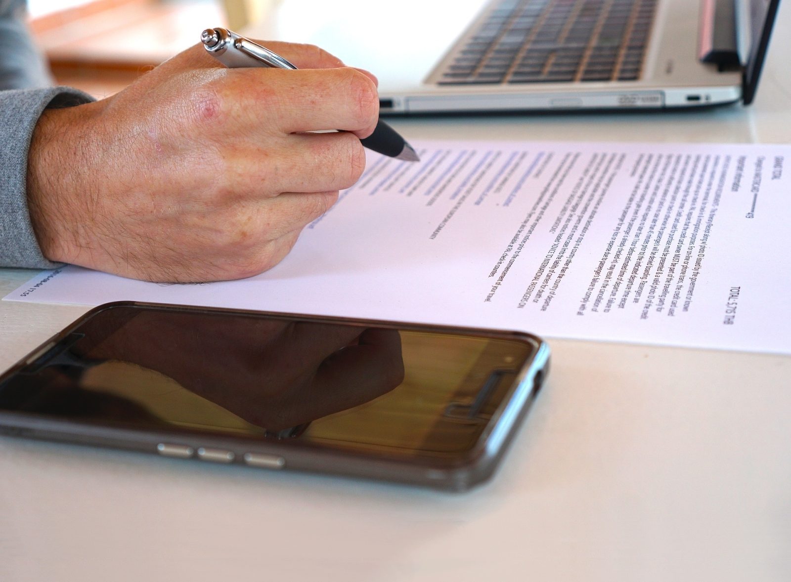 Byggeriets konflikter koster milliarder, men nu er hjælpen på vej