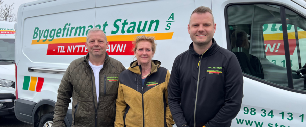 Byggefirmaet Staun er et familiefirma, hvor både hustruen Pia, sønnen Niclas og datteren Isabella er med ombord.