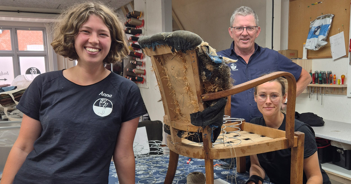 Mød møbelpolstreren og hans lærlinge i Den Gamle By i Aarhus