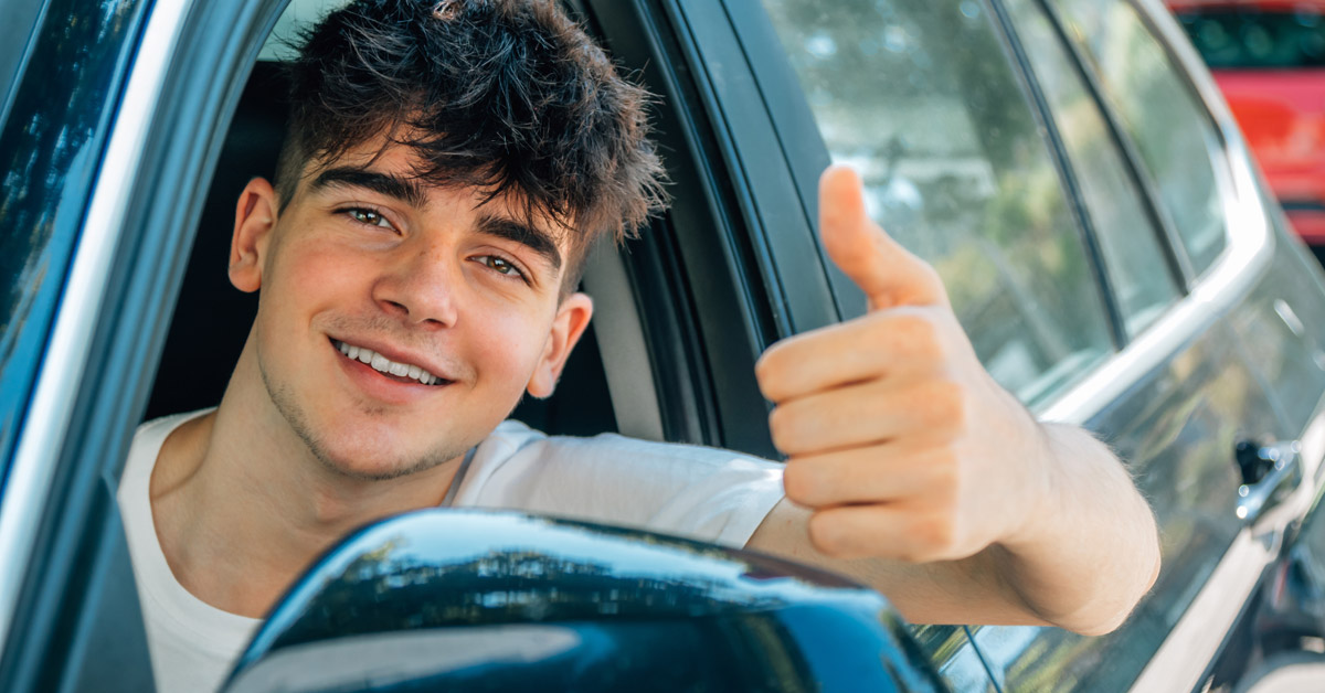 17-årige må fremover køre bil – også firmabil