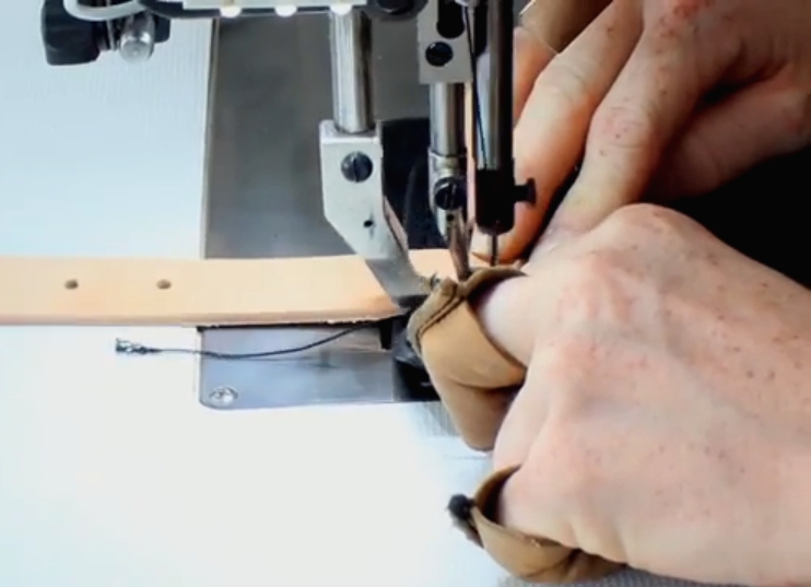 Møbelpolstere og autosadelmager går under jorden